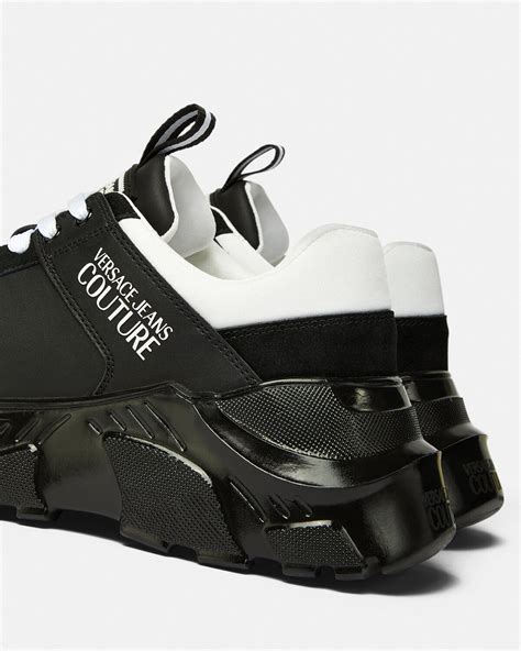 speed track versace